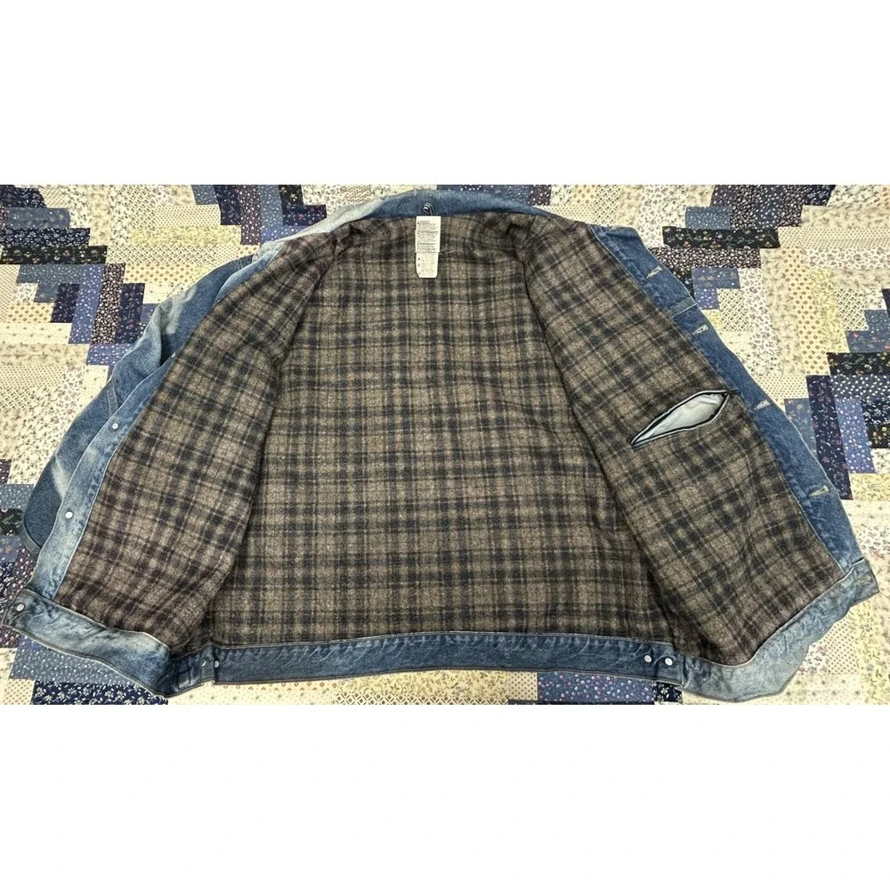 Vintage 90's Carhartt Wool Lined Distressed Denim Jacket‎ Size 3XL